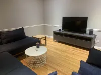 Home Sweet Home, minutes to Great Lakes Naval Base