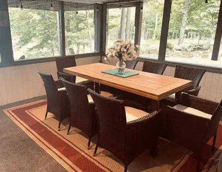 Lakefront Cabin with Fantastic views & Private Dock, The Hideout!!