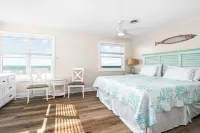 Oceanfront Updated 5BR Duplex. Dog friendly!