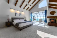 Oceanfront-2730 Sqft w/Spa, HugeDeck+Garden+Views S.S. 레인 빅토리 주변 호텔