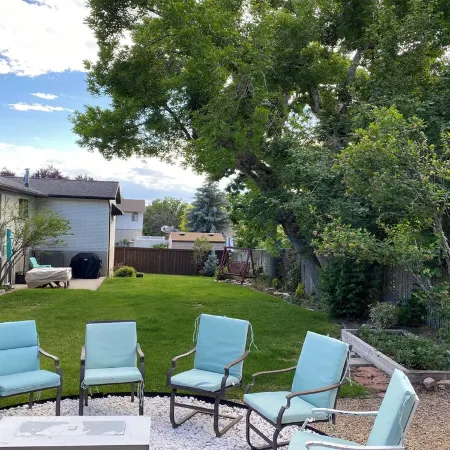 Enjoy Artisan Bread ❤️ Quiet Rambler + Historic Park, Firepit, Pets, 2 Car Garage