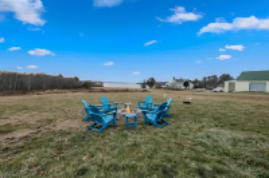 Cozy Winter Retreat Near Acadia & Ellsworth