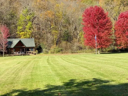 Cabin in Beautiful Timber Coulee