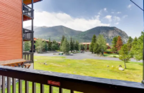 Ski Resorts Opening Soon! Minutes to Keystone and Breckenridge! Don't Miss Out!