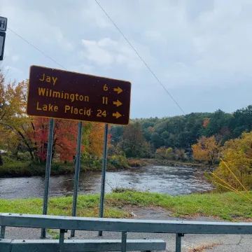 Lovely 3 Bedroom Rental on the Au Sable River