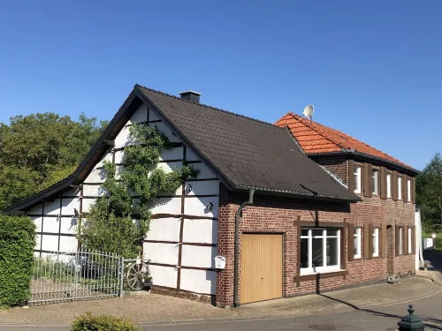 Ferienhaus Am Meinweg directly at the forest in the nature reserve Hotels in Wassenberg