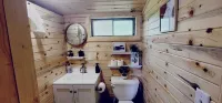 Modern lakeside cabin with panoramic views , deck and  screened porch