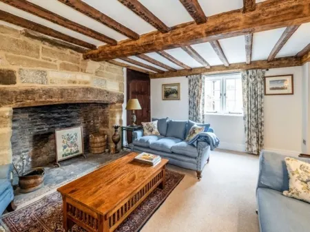 Recently refurbished large country house Отели рядом с достопримечательностью «Warwick Racecourse»