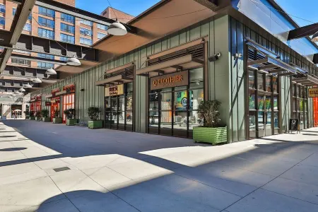 Modern Ranch Retreat Near DT Marietta, Truist, & Kennesaw - 4 Beds & 3 Full Bath Отели в г. Мариетта