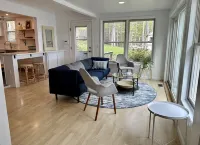 Lake House Hotels in Ulysses