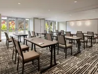 AC Hotel Honolulu Отели рядом с достопримечательностью «Музей Байшоп»