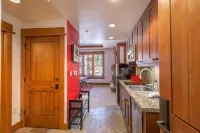 Northstar Village Studio /Catamount/