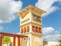 Cozy 2BED 2BATH Home with central AC Hotels in Bacliff
