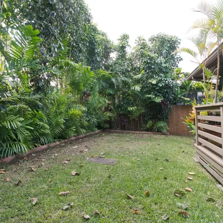 RENOVATED! Short Walk to Beach, Air con. Please inquire about shorter stays!