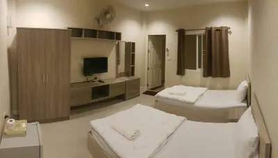 Baan Yai Hotel Mueng Phon Khonkaen Hotels near Wat Weluwan