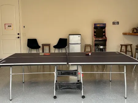 Open Water Luxury LBJ House with Heated Pool and Lakeside Pavilion! Sleeps 17