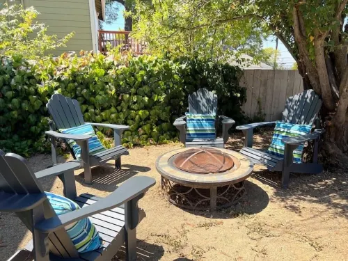 Waterfront Boutique Bungalow 3 Walk to Ferry to San Francisco Free WIFI Parking