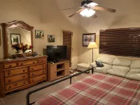 Peaceful Cabin, Pinetop CClub, 1 Level, Private/Gated, Close to Amenities