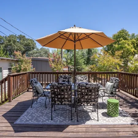 Walk to Fairgrounds! Discover the Perfect Wine Country Getaway on Vine Street.