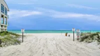 Amazing Gulf View, Private Pool & Large Beach House,2 owner suites; Walk 2 Beach