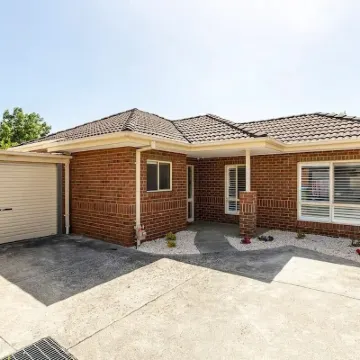 Luxury Beach Getaway Hotels near Rosebud Country Club