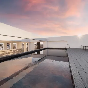 Alinea Suites Limassol Center Hotels near Molos