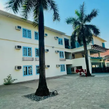 Silver Sands Beach Resort