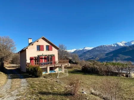 Saint Apollinaire: House / Villa - Saint-Apollinaire Отели в г. Сент-Аполлинер