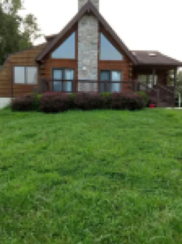 Charming 2-bedroom cabin close to Fair Hill on horse farm