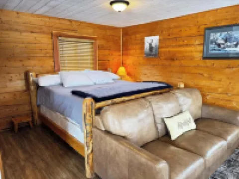 Elk Cabin - Mountain Views, Hear Rushing River, Private, Pet Friendly 斯蒂爾沃特縣酒店