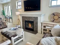 Modern Rustic 3 Bedroom with Pool and Hot Tub