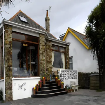 Aquarius B&B