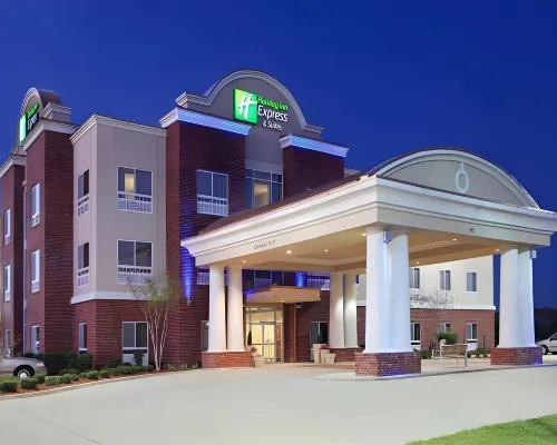 Holiday Inn Express & Suites CANTON by IHG Hotels in Canton