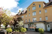 Hotel Mölndals Bro Hotels near Jula