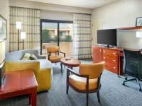 Courtyard Baton Rouge Acadian Centre/LSU Area Hotels near Brooks Park