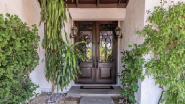 New! Private Oasis W Pool, Outdoor BBQ & Gameroom!!