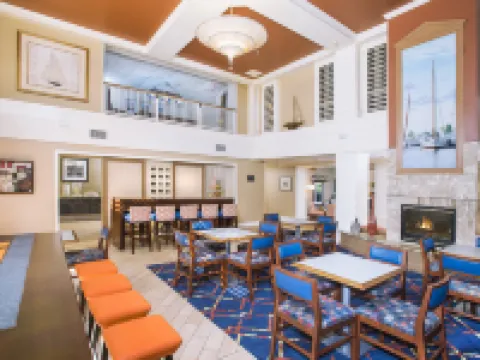 ハンプトン イン & スイーツ アナポリス パロールのホテル