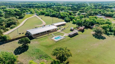 Cedar Creek Ranch on Lake Whitney