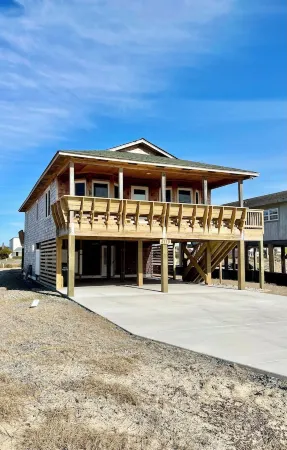 Cabell’s Coastal Cottage-Sleeos 8,Jockey’s Ridge, 1 mile to beach Sunsets & Pets