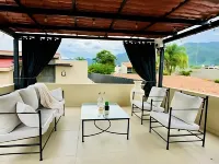 Ajijic 1 Bedroom Guesthouse -Walk To Everything -Patio -Bikes - Pickleball Court Hotels in Chapala