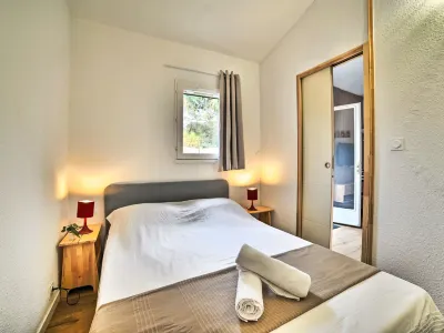 Le Douhet 2 Hotels near Mer et Soleil - Camping Siblu