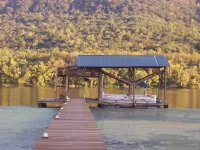Tennessee River Bed and Breakfast Retreat! Lakefront! No Fees!