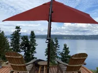 Sea Glass Hideaway Hotels in Camano