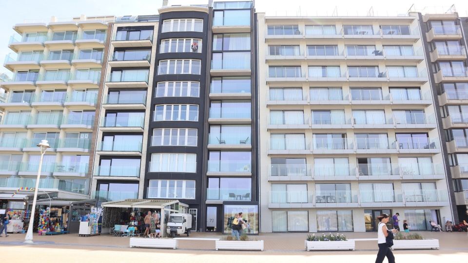 Apartment in Nieuwpoort by the Beach