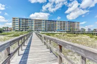 Convenience Direct Oceanfront Condo with Private Balcony