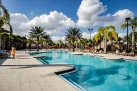 Lake View at Solterra Resort 7 Bedrooms, Sleeps 18 Villa - Villaer