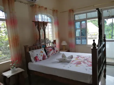 Salhiya Lodge Hotels near Kisiwa cha Bawe