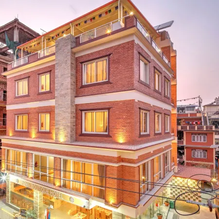 Pema Boutique Hotel Отели рядом с достопримечательностью «Боудханат Ступа»