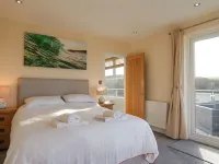 Hazelmere - Woolacombe-4 Bed-Sleeps 10-Tjshh Hotels in Woolacombe