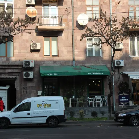 Ris Central Apartments Yerevan